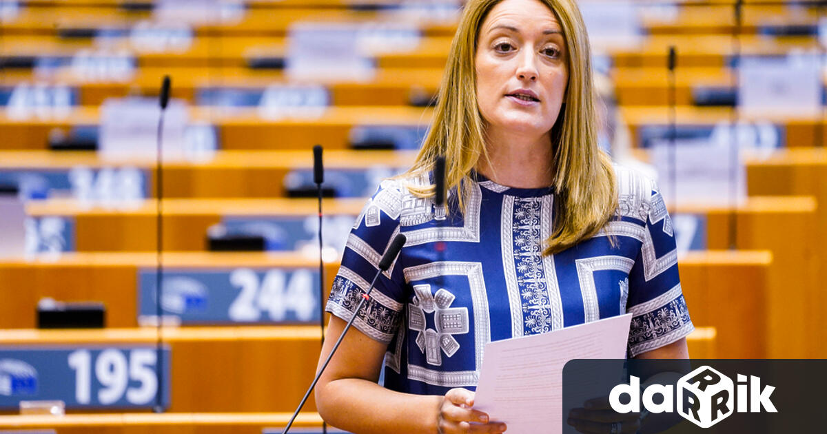 Председателката на Европарламента Роберта Мецола реши да лиши Ева Каили