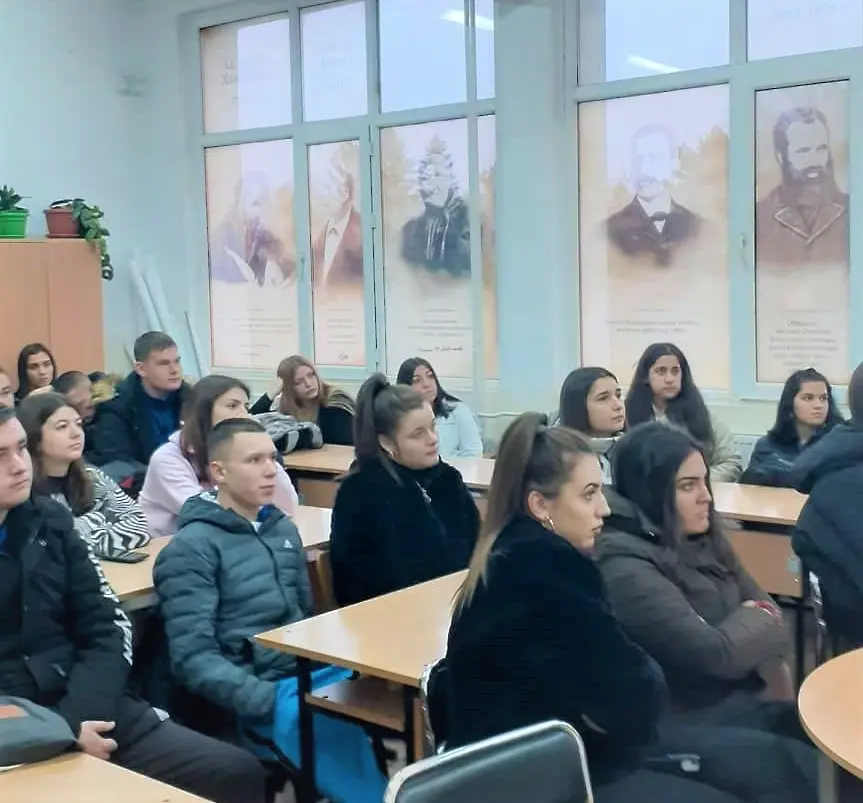 Образователна програма за ученици провежда Районен съд-Тутракан