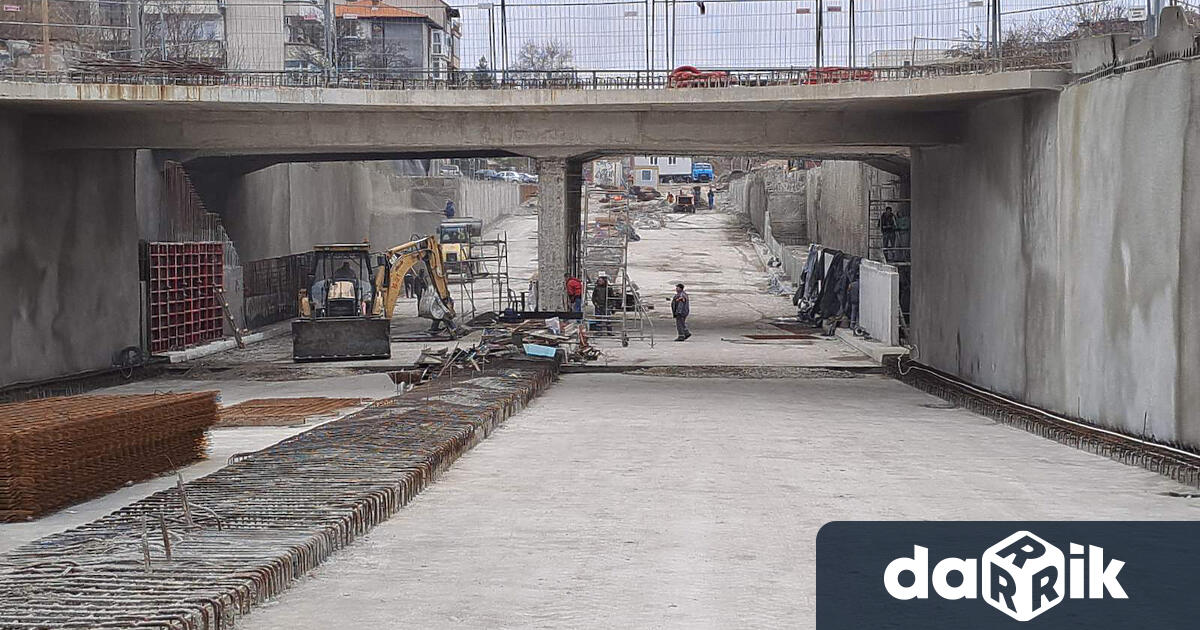 Линейните графици за изпълнението на пробива Модър-Царевец“ обсъди заместник-кметът по