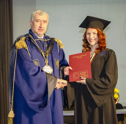 Технически университет – Габрово официално връчи дипломите на випуск 2022 