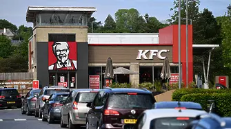 Клиент простреля служител на KFC заради липса на царевица 