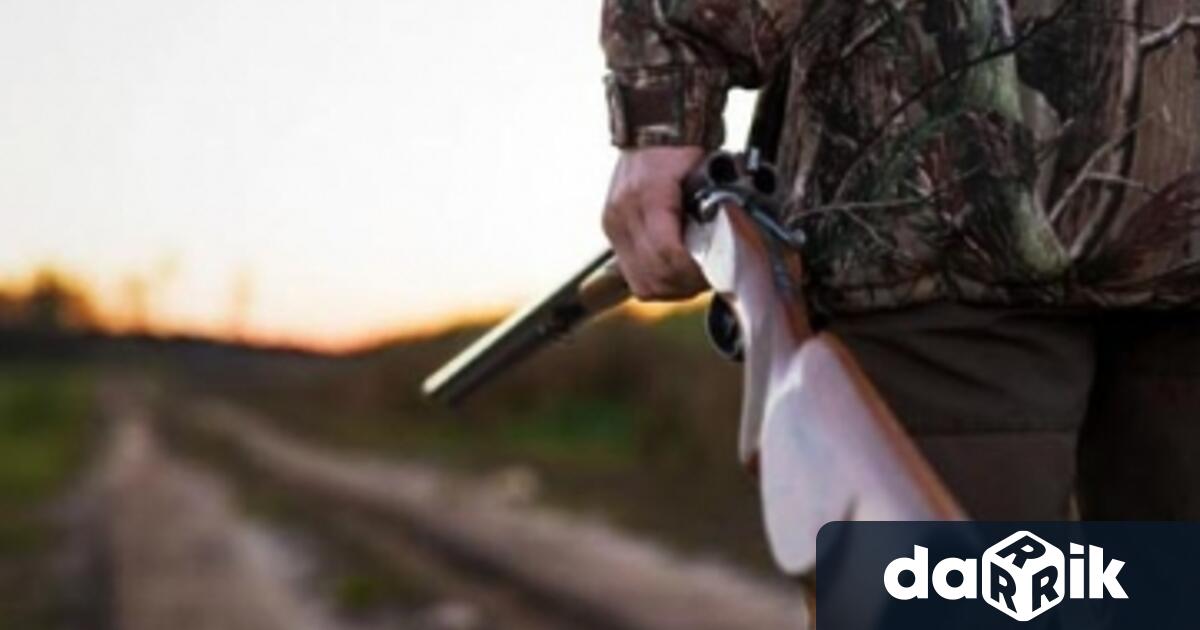 Незаконно оръжие е иззето от служители на РУ-Котел при проверка