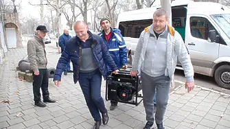 Росен Христов дари генератори на българи в Украйна