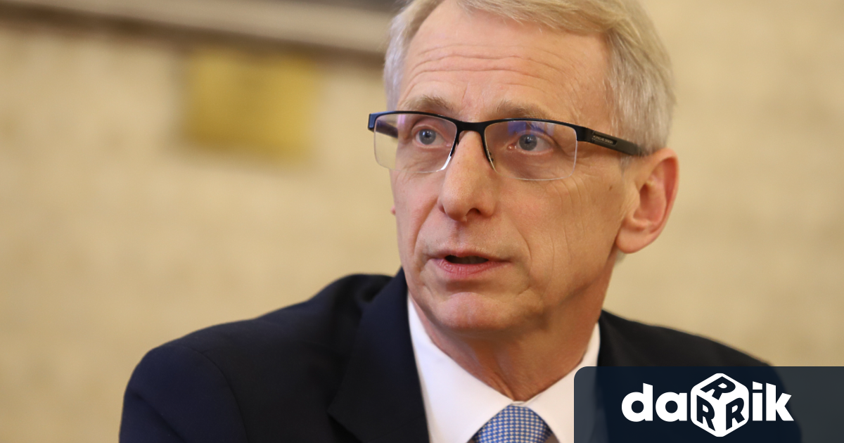 Кандидатът за премиер на Продължаваме промяната академик Николай Денков ще