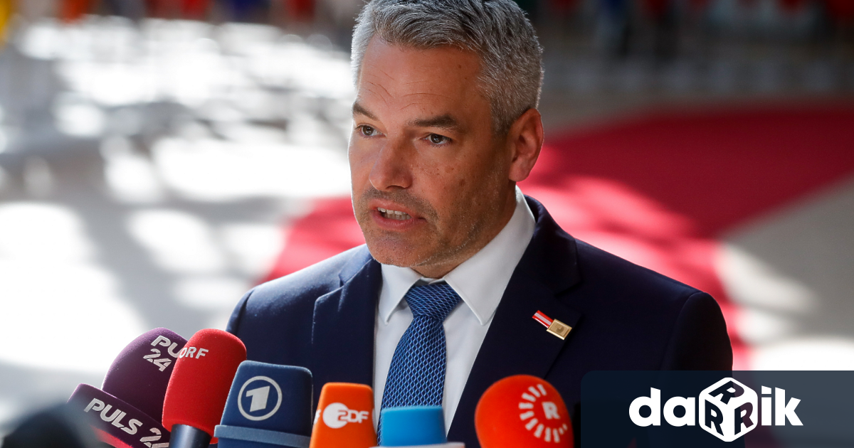 На България ѝ трябва ограда, финансирана с пари от ЕС“,