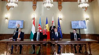 Четири страни подписаха споразумение за подводен електрически кабел под Черно море