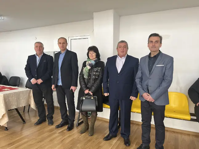 Валентин Крумов и Рая  Сръндева  са Спортист №1 на Кюстендил 