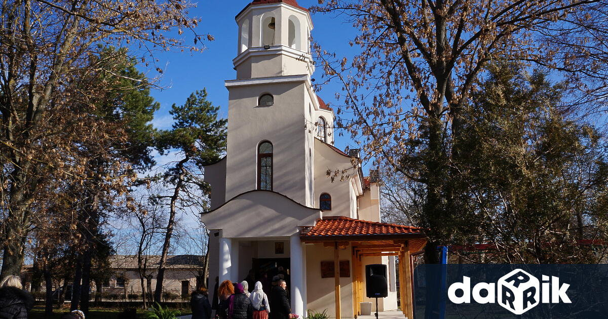 В село Завой откриха новия духовен храм Покров на Пресвета