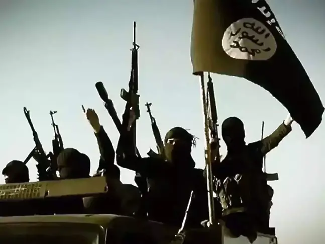Ислямска държава все още е заплаха: Обеща да освободи 10 000 от своите задържани бойци