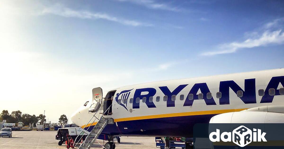 Екипажите на авиокомпанията Ryanair започнаха тридневна стачка по време на