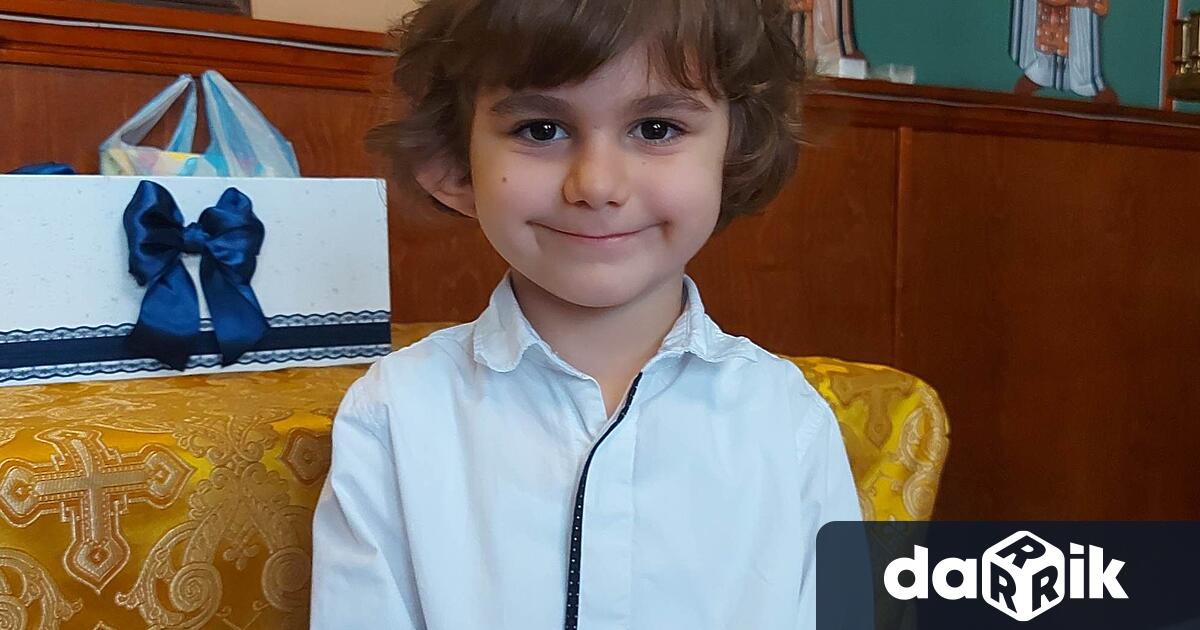 Необходимите средства за лечението на 4 годишния Атанас Вътев от Пазарджик