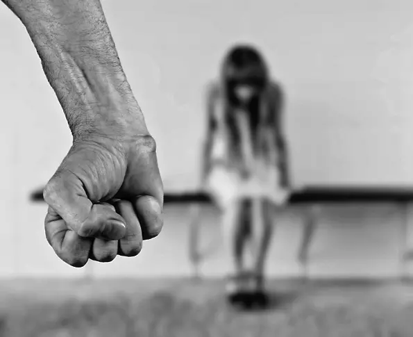 Нападнаха и ограбиха жена на улицата във Варна
