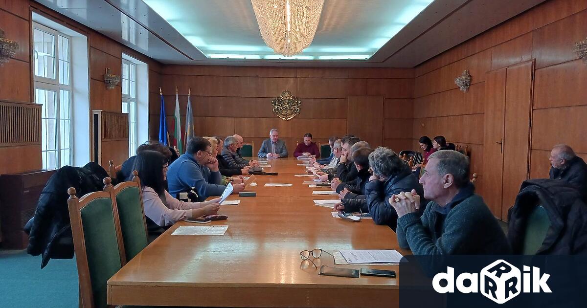 По инициатива на кмета Георг Спартански се проведе работна среща