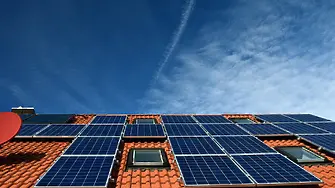 Без строителни разрешителни за соларните панели на жилищните сгради