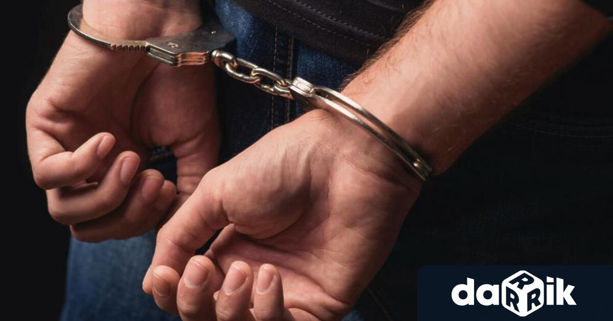 Служители на сектор Криминална полиция при РУ Силистра задържаха 33 годишният А А
