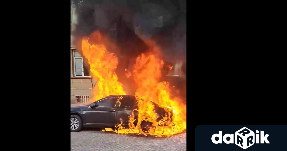 Автомобил се запали в София до болница Пирогов стана ясно