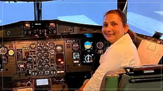 Съпругът на жена пилот от трагедията в Непал е загинал в самолетна катастрофа преди 16 години (снимки) 