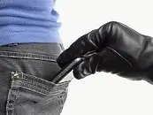 Полицията във Враца  издирва крадец на мобилен телефон 