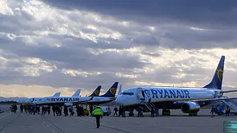 Шест самолета кацнаха извънредно на летище Пловдив заради силния вятър в София и Варна