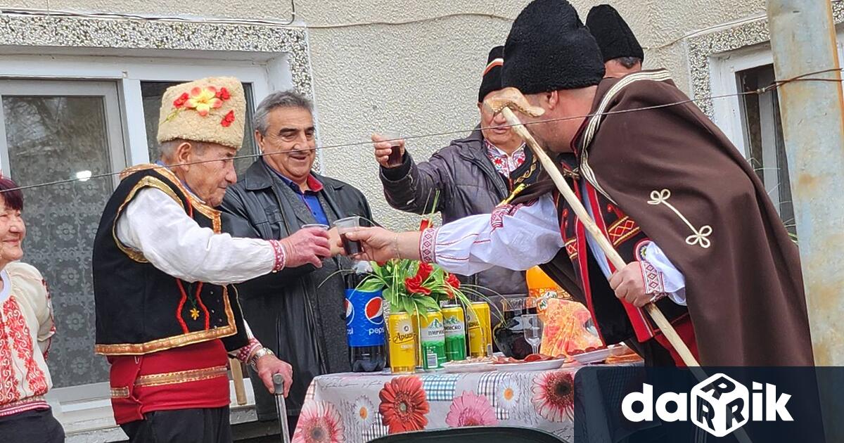 Дядовден отпразнуваха днес в русенското село Черешово. Най-малкото населено място