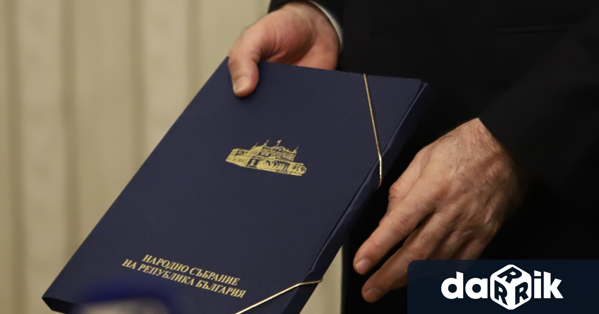 БСП връща третия мандат за кабинет на президента Румен Радев.