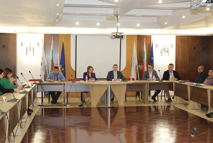 Учредиха Обществен съвет по икономически въпроси към Община Русе