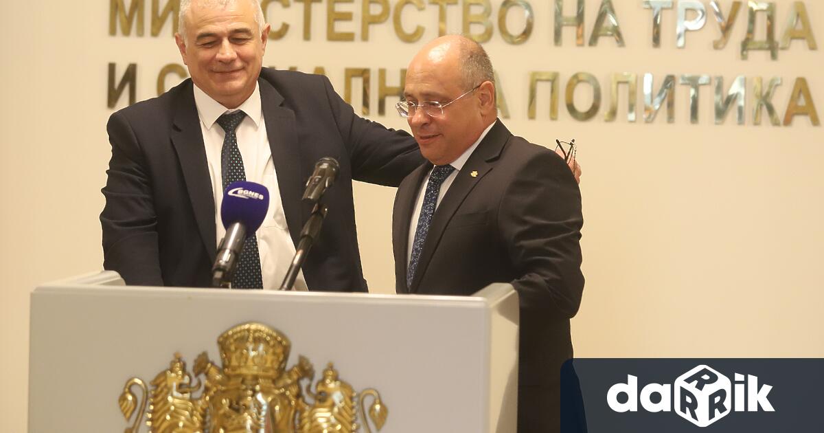 БСП дава служебния социален министър Лазар Лазаров на прокуратурата Сигналът