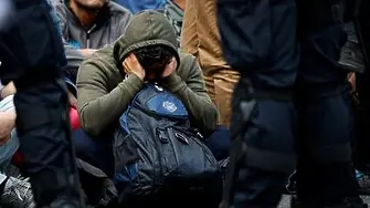 39 мигранти, между които и деца, са в ареста на РУ Лом