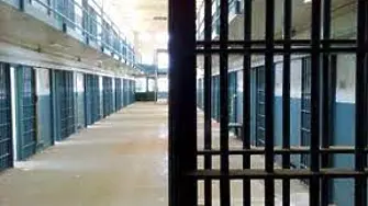 Откриха кокаин и трева в две килии на затворническото общежитие в Бойчиновци
