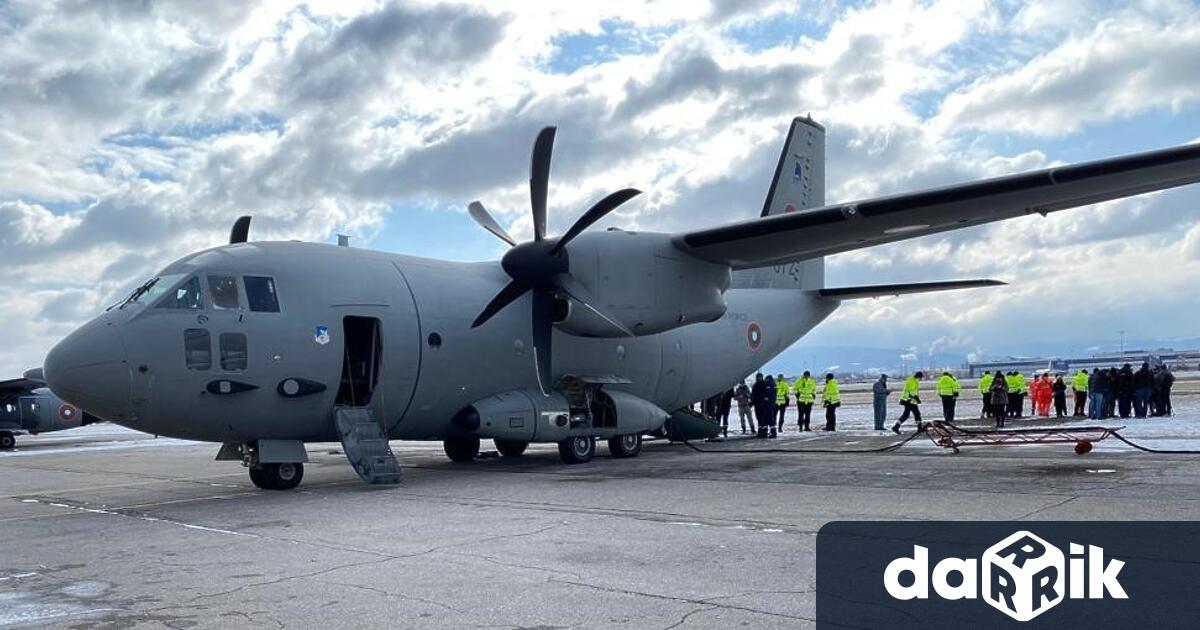 Още 20 български спасители излитат тази сутрин от летище Враждебна
