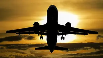 Международна компания търси стюардеса със заплата от $385 хил.