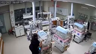 Медицински сестри бдят над кувьози с новородени по време на трусовете (ВИДЕО)