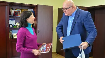 Кметът на Видин връчи поздравителни адреси на автори от региона, които създават книги за героичния дух и достолепието на града