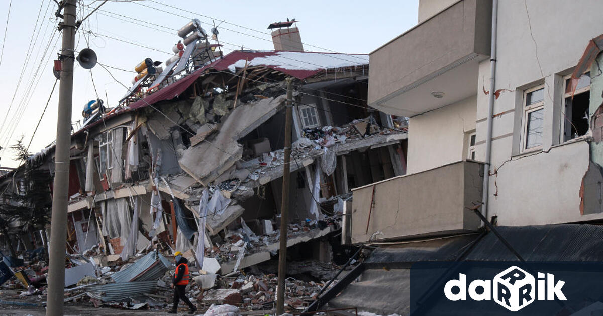 Повече от 20 000 души са загинали при земетресението в