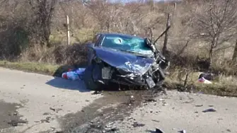 Пътят Бургас-Варна е затворен заради тежка катастрофа край Обзор 