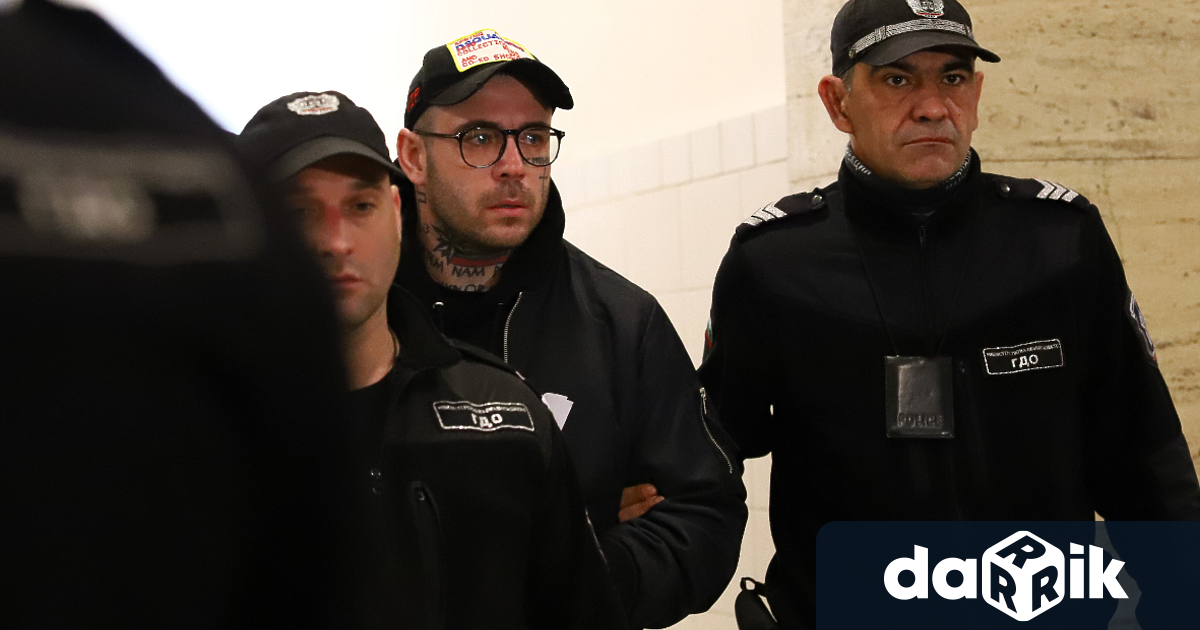 Полицаят Мирослав Якимов който пристига първи на катастрофата която Георги