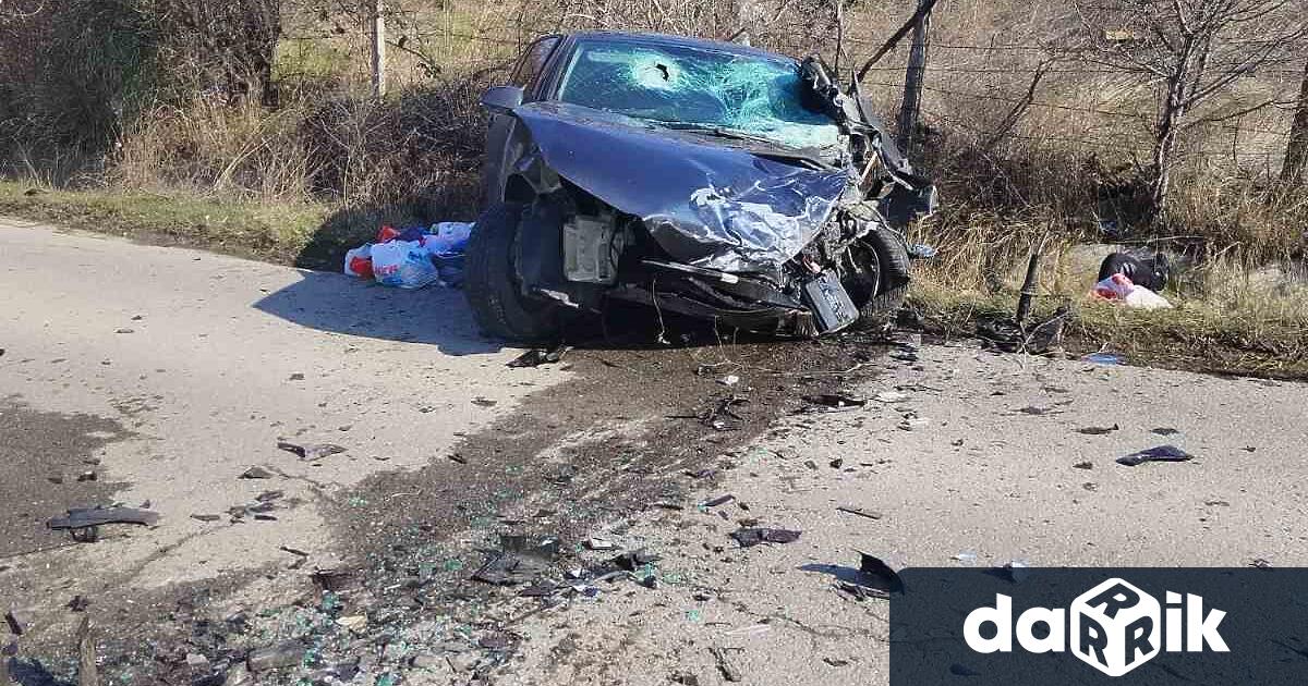 Катастрофа в района на Обзор затвори пътя Бургас – Варна Трафикът