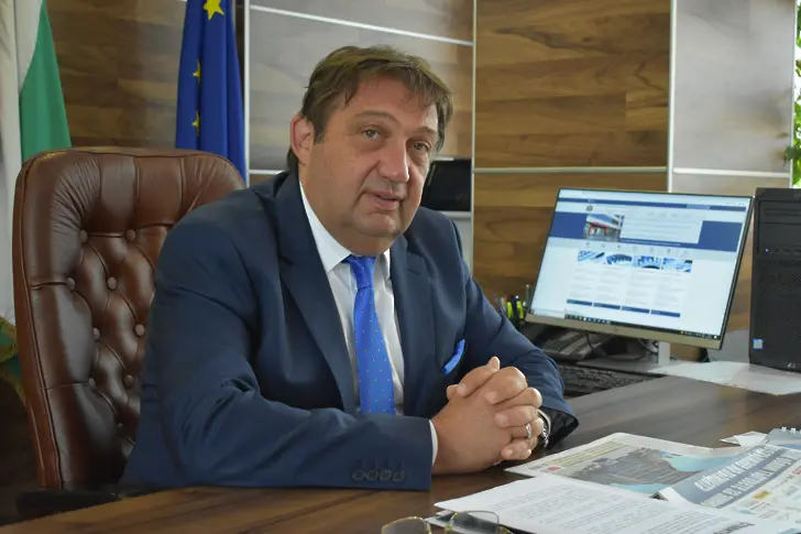 Регионалният министър инспектира инфраструктурни обекти в Пловдивска област