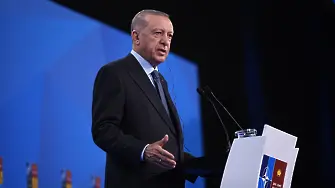 От продавач на лимонада до затворник: Кой е Реджеп Тайип Ердоган?