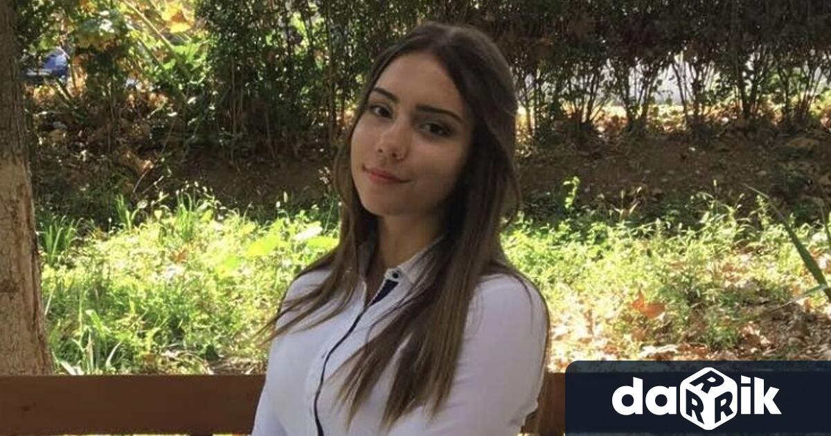 19 годишната Ани от Асеновград се нуждае от помощ Студентката