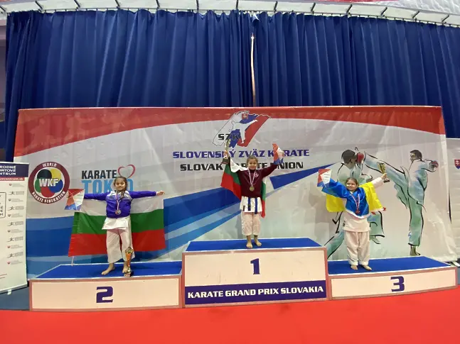 Ванеса Тодорова от КК Мак Доналд със златен медал на Гранд При Словакия