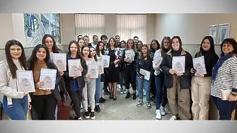 Ученици на открит урок в Административен съд-Хасково