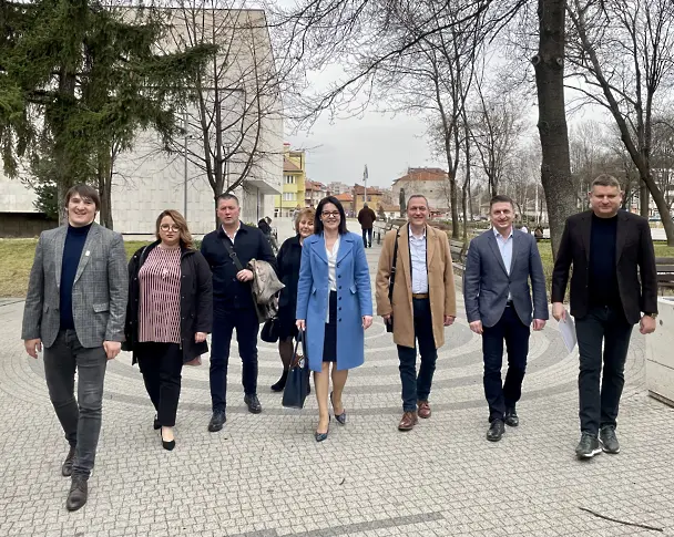 ГЕРБ - СДС регистрира листата си в Кюстендил, водач отново е Христо Терзийски