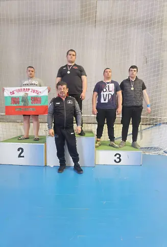 Универсален Спортен Клуб Кюстендил с успешно представяне на ДЛШ по Сумо