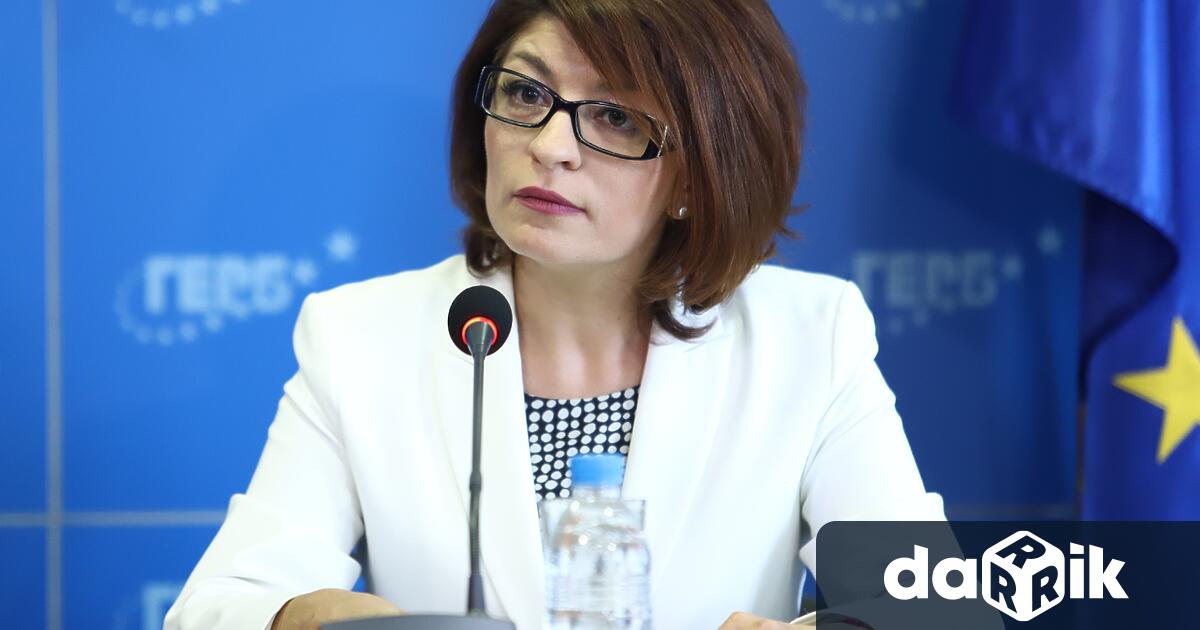 Десислава Атанасова ще води листата с кандидат депутати на ГЕРБ в