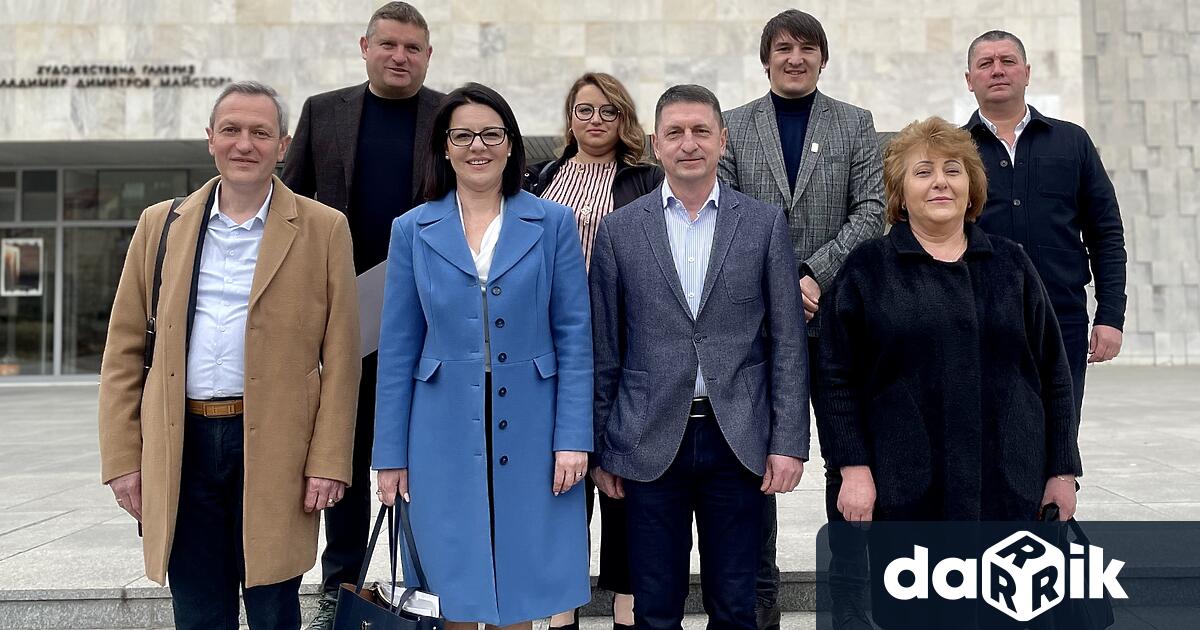 Коалиция ГЕРБ СДС за област Кюстендил регистрира в РИК листата