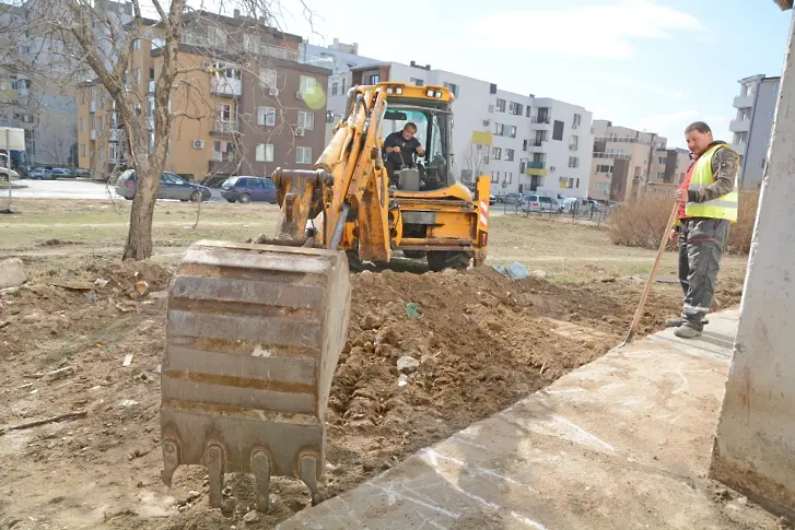 Обновяват северната част в квартал „Кайсиева градина“