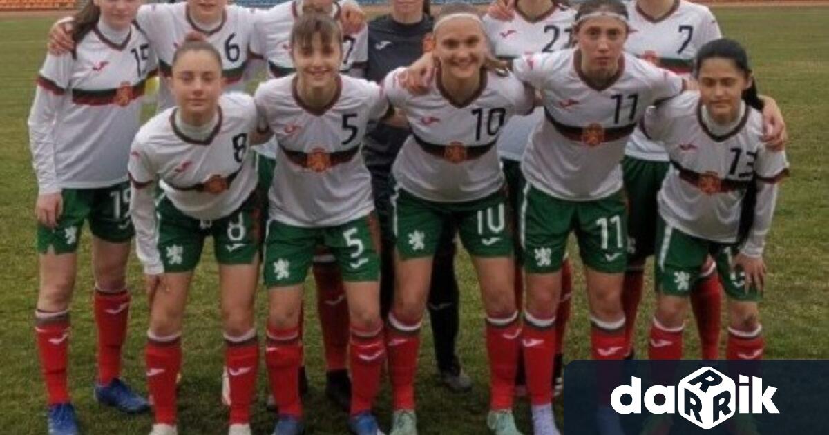 Селекционерът на националния отбор по футбол на България за девойки