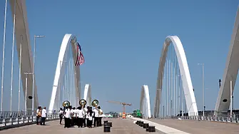 Мост във Вашингтон ще бъде осветен с цветовете на българския флаг