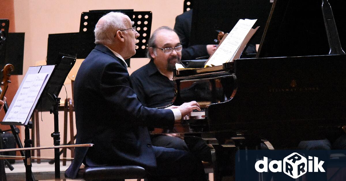 Световноизвестен превърнал се в легенда на клавирното изкуство пианистът Бруно Каниноприе